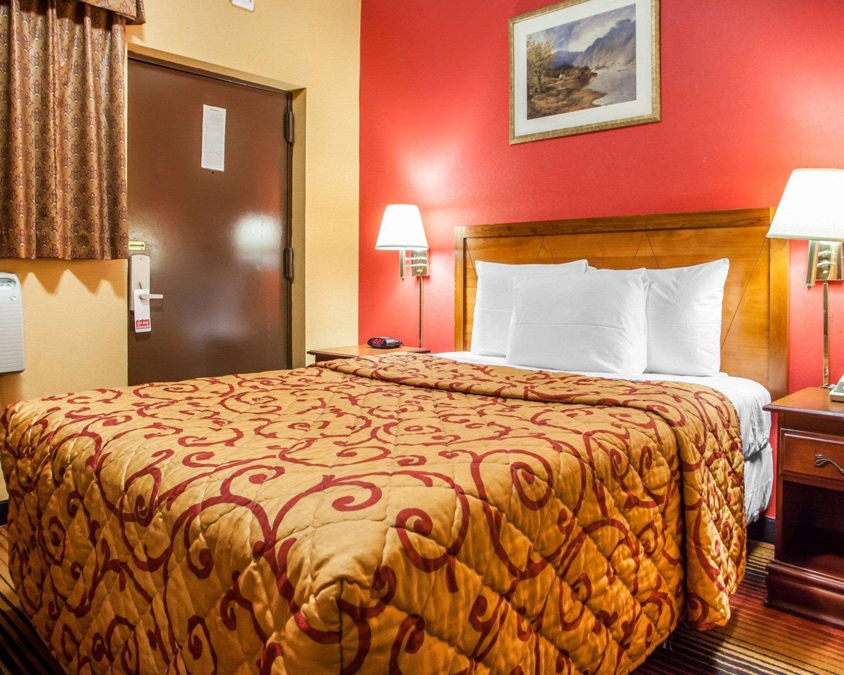 Rodeway Inn Jersey City Buitenkant foto