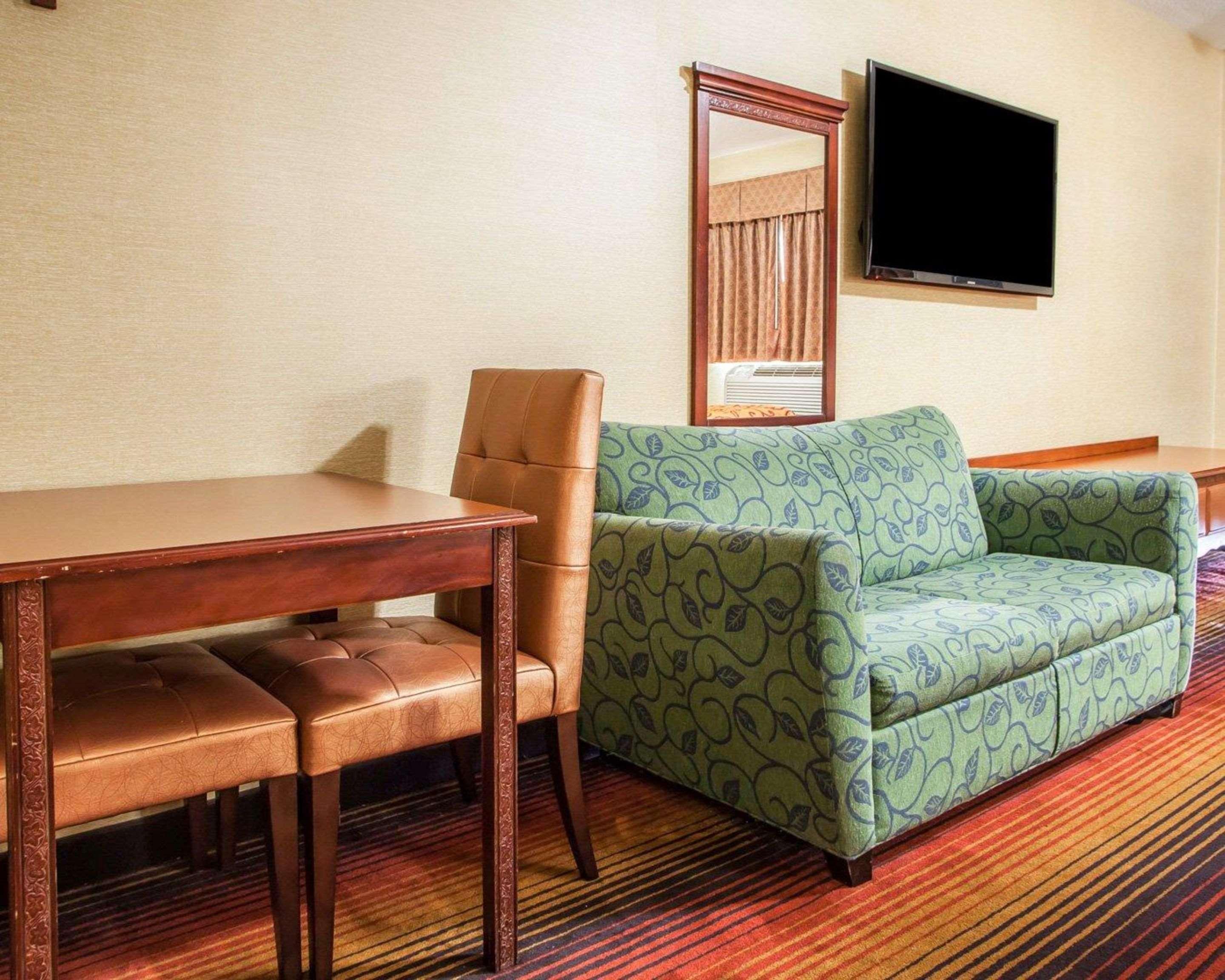 Rodeway Inn Jersey City Buitenkant foto