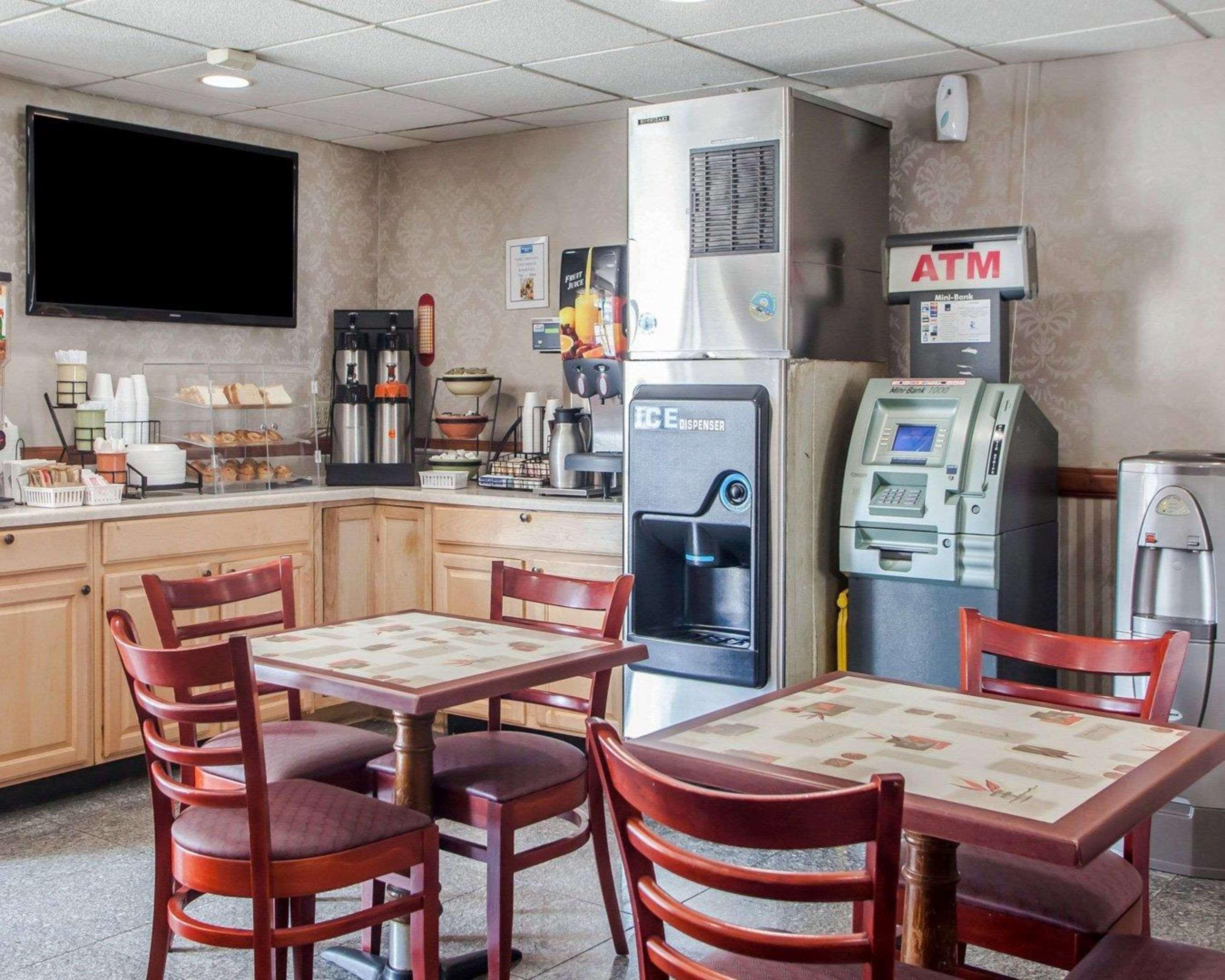 Rodeway Inn Jersey City Buitenkant foto