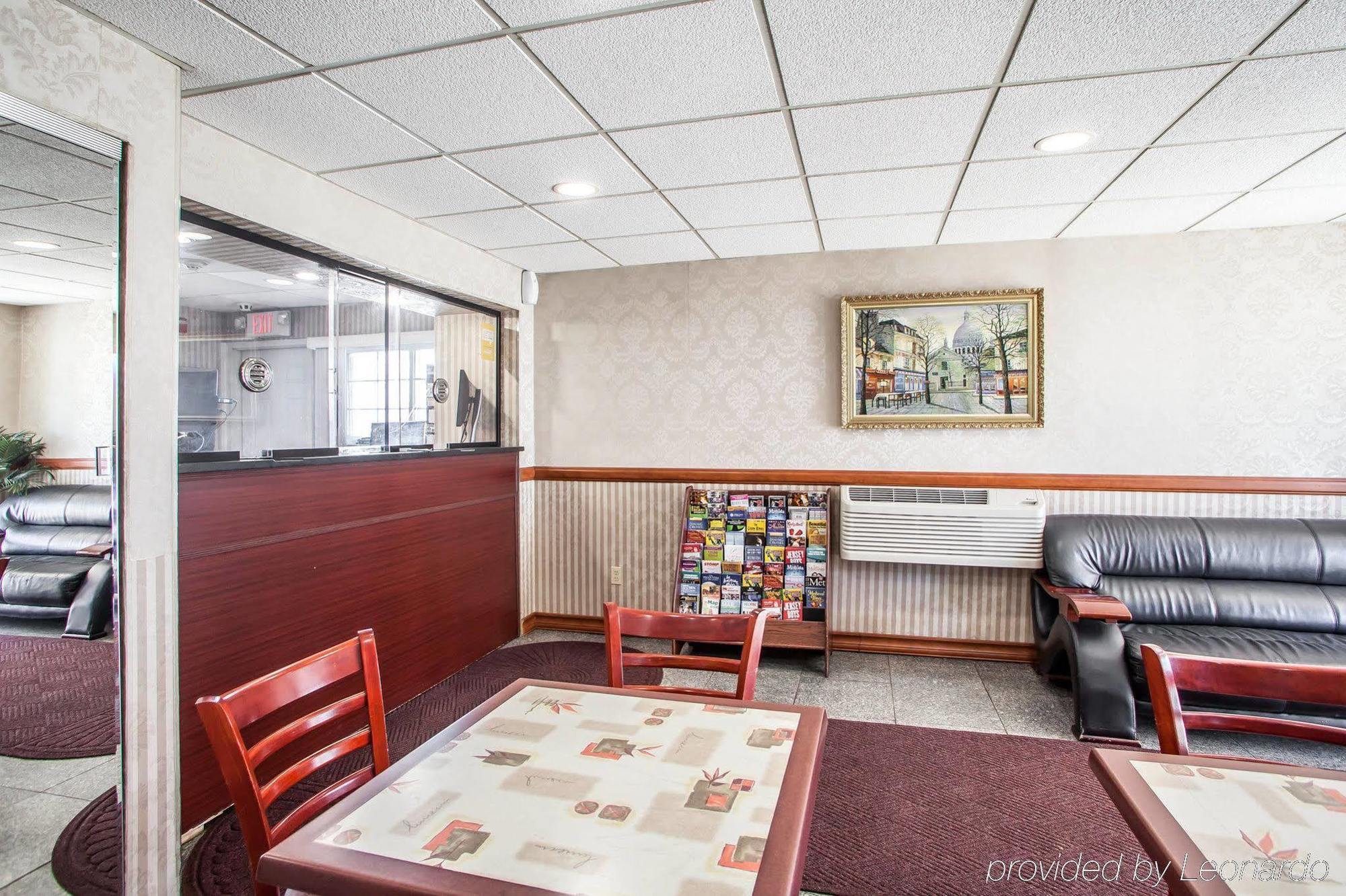 Rodeway Inn Jersey City Buitenkant foto