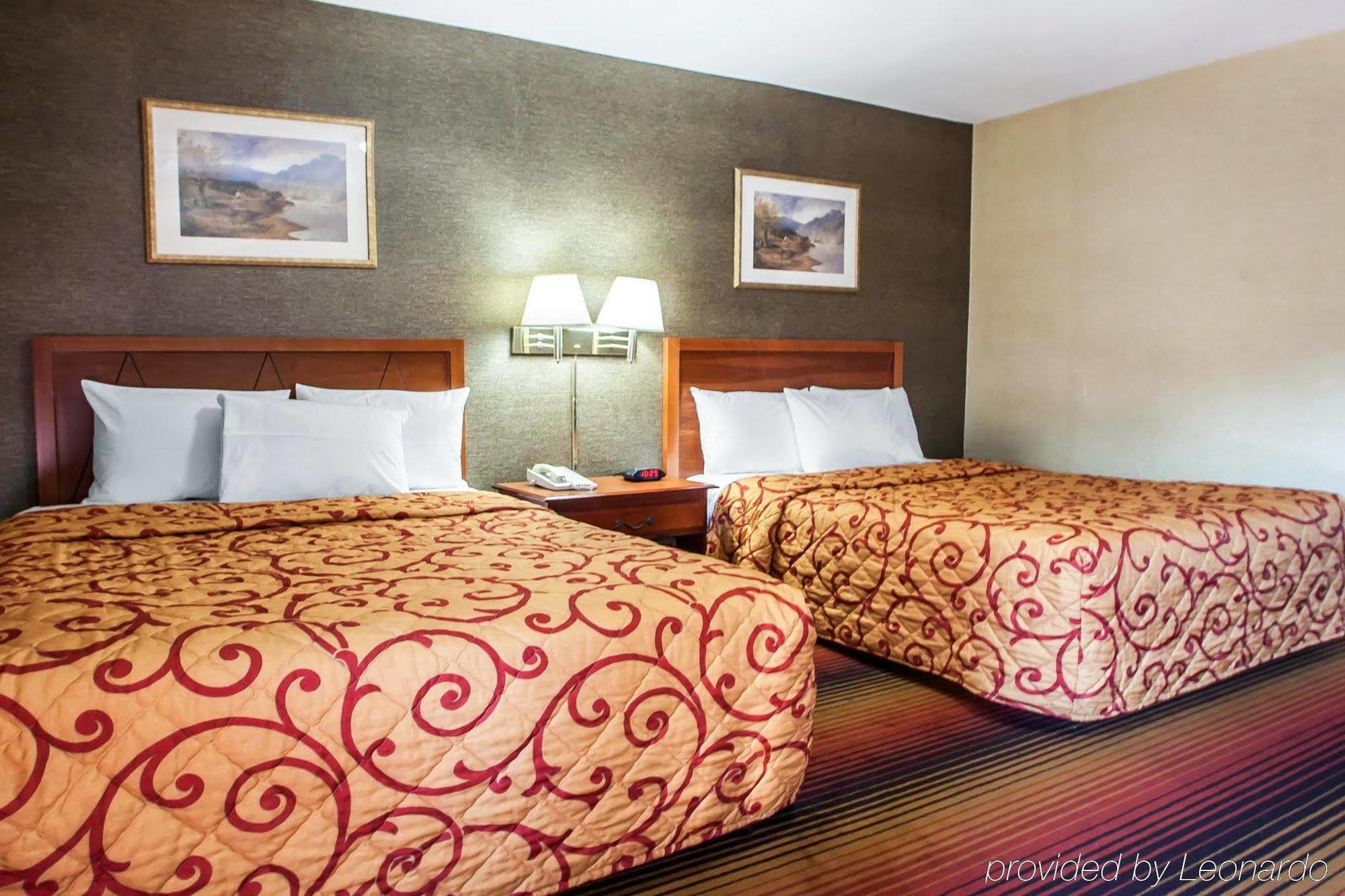 Rodeway Inn Jersey City Buitenkant foto