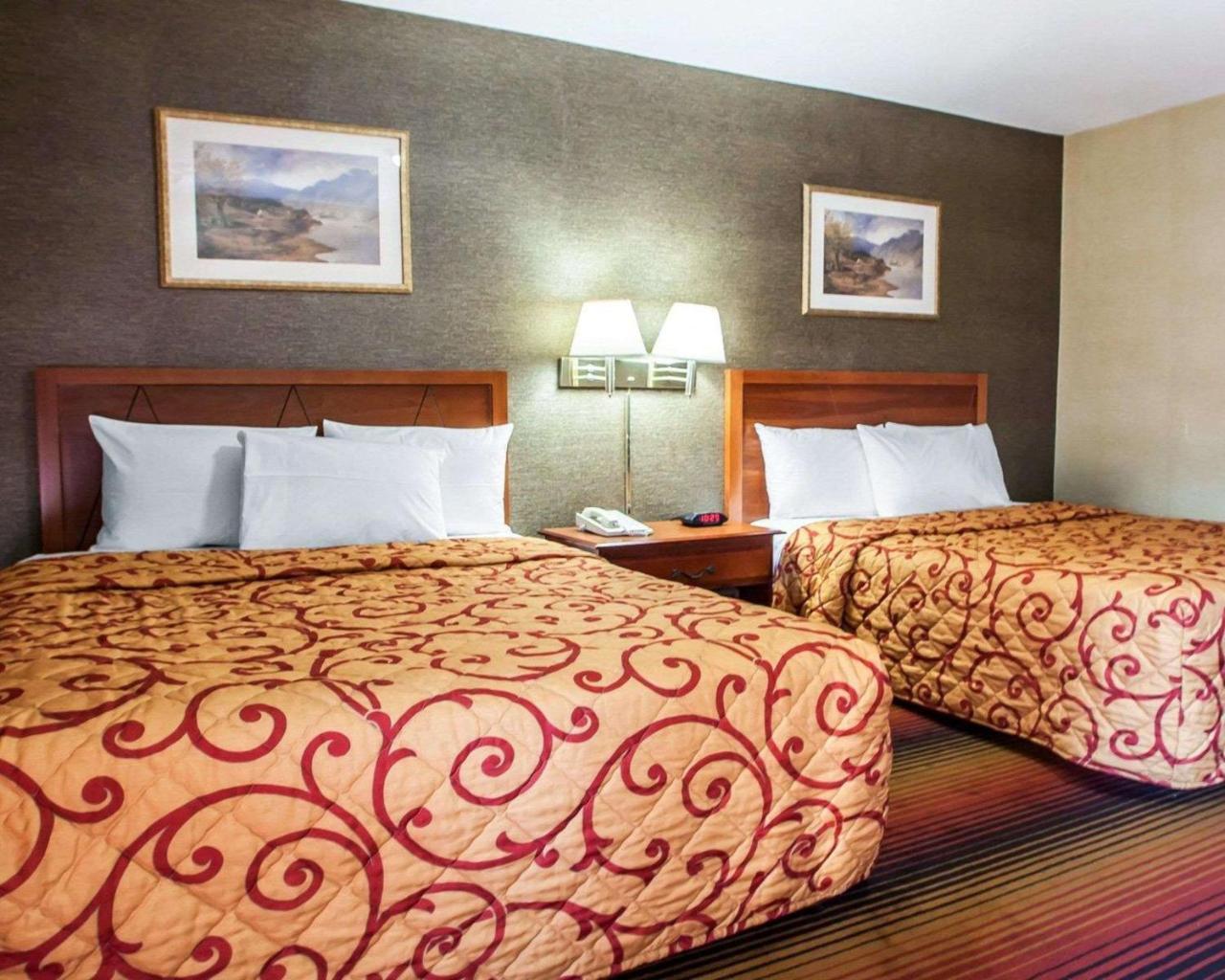 Rodeway Inn Jersey City Buitenkant foto