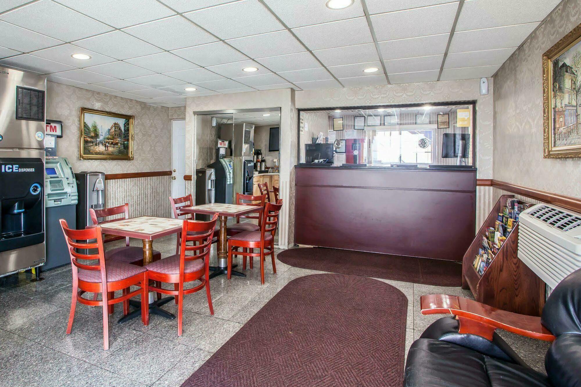 Rodeway Inn Jersey City Buitenkant foto